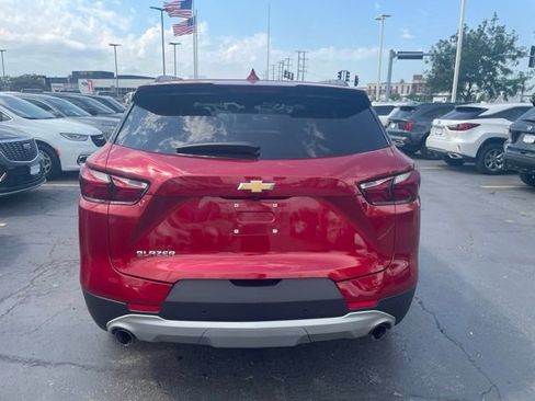 Used 2022 Chevrolet Blazer LT FWD image 3