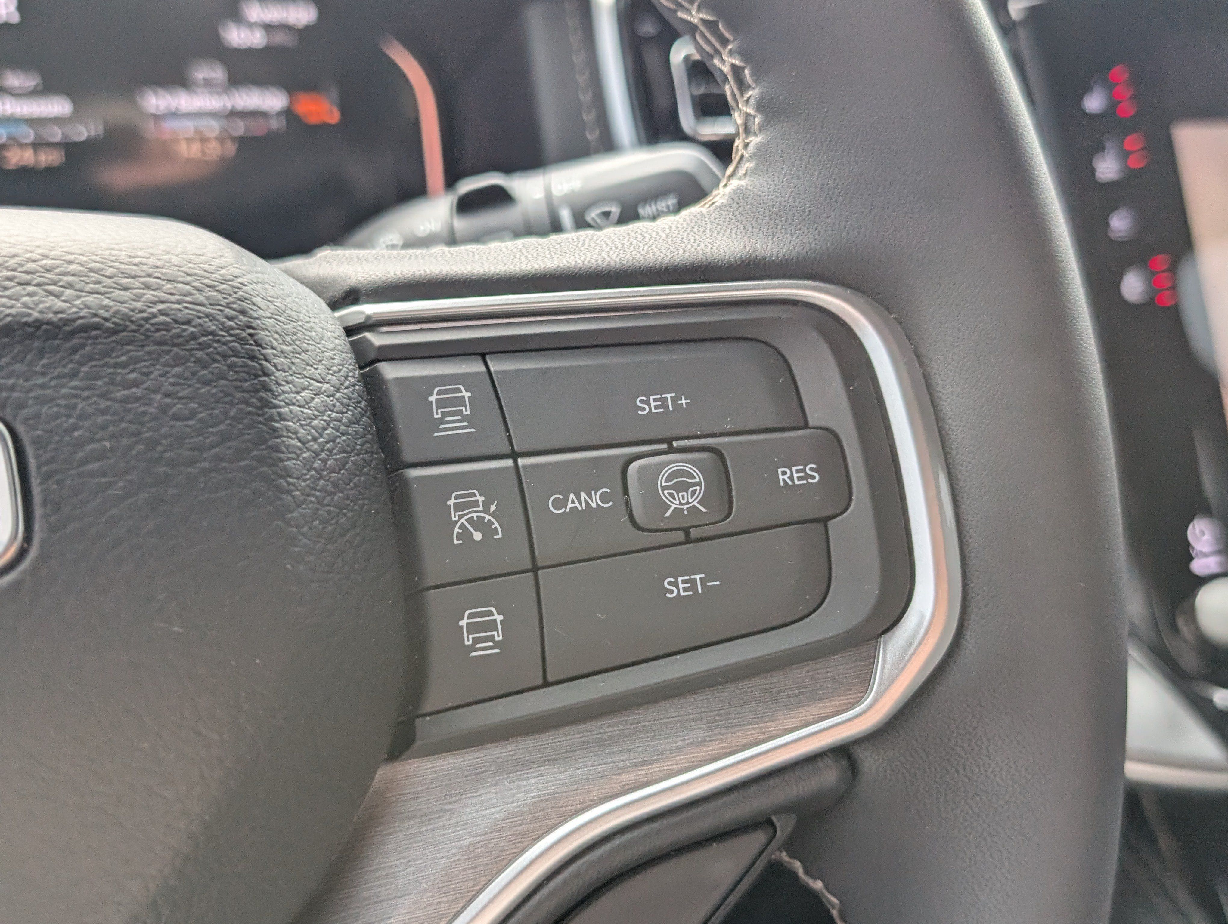 Used 2026 Jeep Grand Wagoneer Limited AWD/4WD image 26
