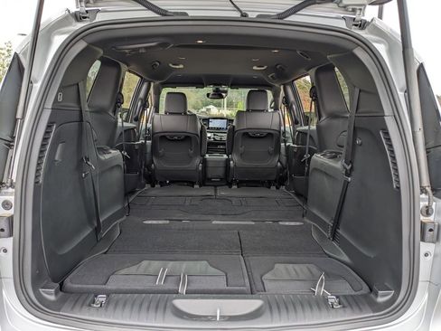 Certified 2026 Chrysler Pacifica Select w/ S Appearance Package image 44