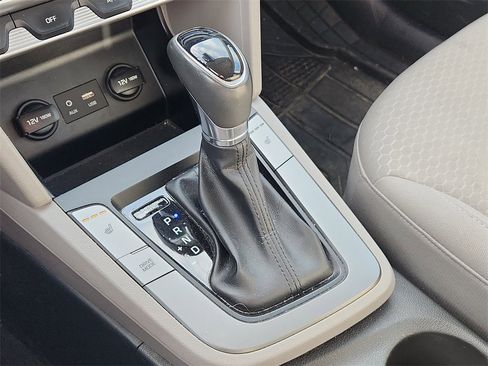 Used 2020 Hyundai Elantra Value Edition image 31