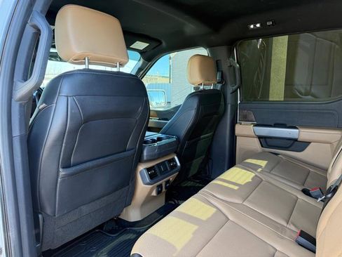 Used 2022 Ford F150 Lariat w/ FX4 Off-Road Package image 5