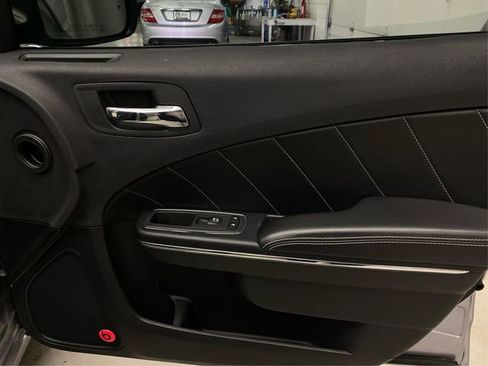 Used 2014 Dodge Charger R/T image 27