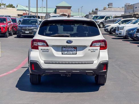 Used 2019 Subaru Outback 3.6R Limited w/ Popular Package #2 AWD/4WD image 3