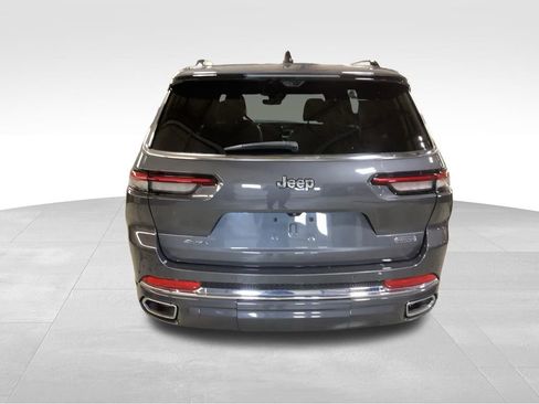 Used 2023 Jeep Grand Cherokee L Overland w/ Advanced Protech Group III image 7