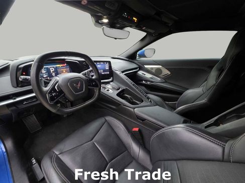 Used 2021 Chevrolet Corvette Stingray Preferred Cpe w/ Z51 Performance Package RWD image 8