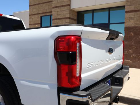 Certified 2026 Ford F350 XLT w/ 360-Degree Camera Package RWD image 18