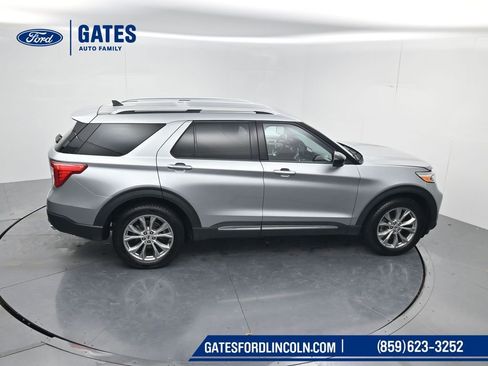 Used 2023 Ford Explorer Limited AWD/4WD image 59