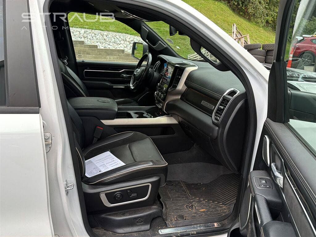 Used 2019 RAM 1500 Laramie AWD/4WD image 12