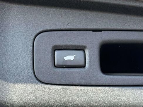 Used 2015 Honda CR-V Touring image 9