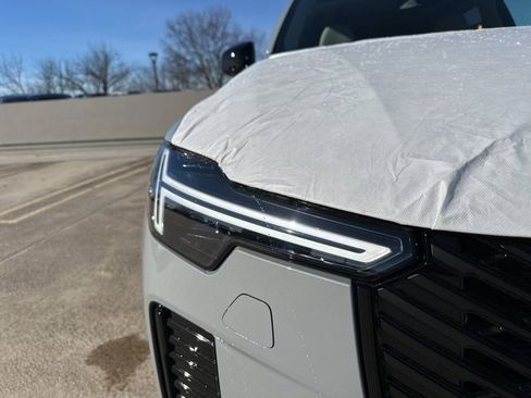 New 2026 Volvo XC90 B6 Ultra image 10