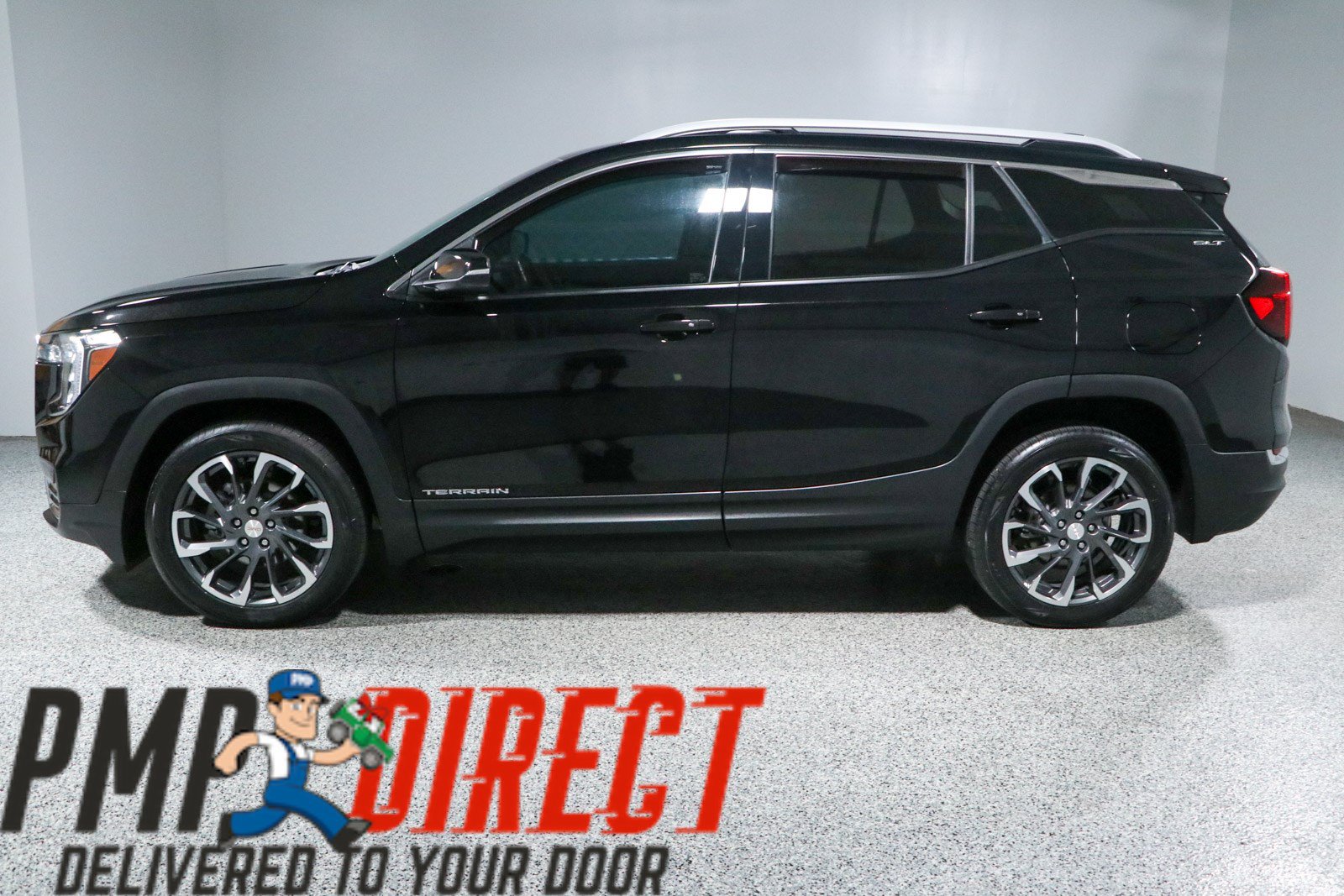 Used 2022 GMC Terrain SLT w/ LPO, Floor Liner Package AWD/4WD image 10