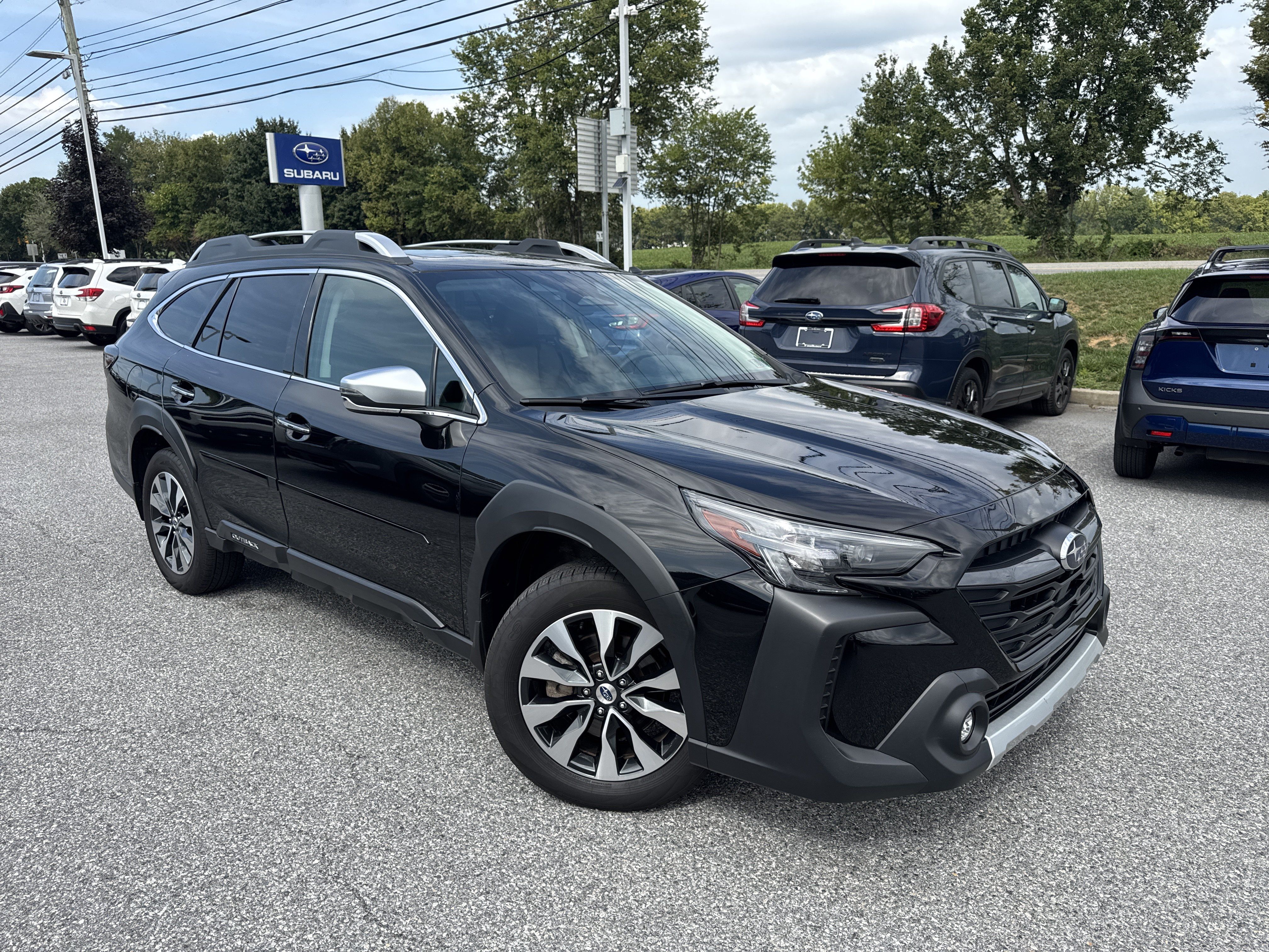 Used 2025 Subaru Outback Touring AWD/4WD image 26