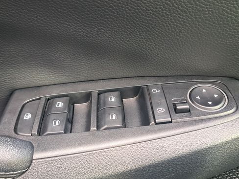 Used 2022 Kia Seltos SX w/ Sunroof Package AWD/4WD image 25