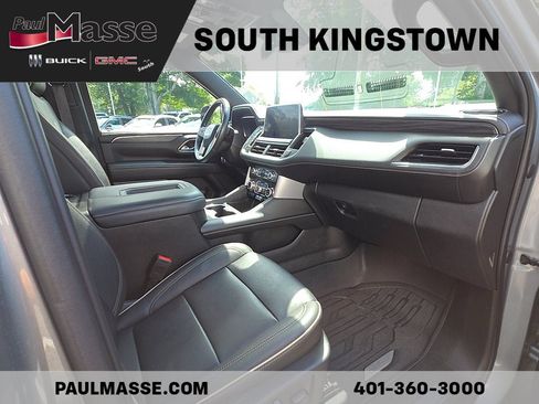 Used 2023 GMC Yukon XL SLT w/ SLT Premium Package AWD/4WD image 36