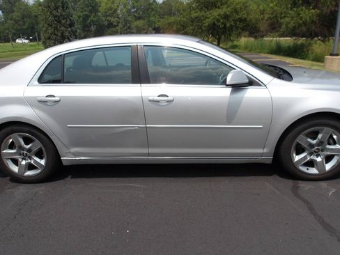 Used 2010 Chevrolet Malibu LT w/ Power Convenience Package FWD image 27