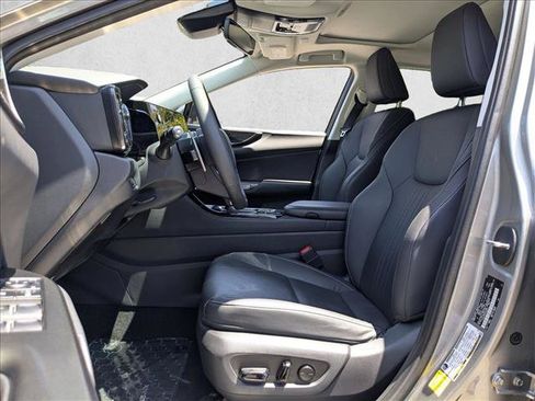 Used 2024 Lexus NX 250 FWD image 11
