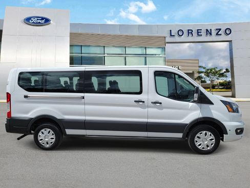 Used 2025 Ford Transit 350 XLT RWD image 4