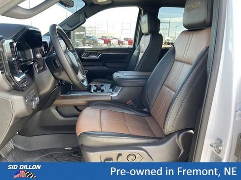 Certified 2025 Chevrolet Silverado 2500 High Country w/ Technology Package AWD/4WD image 16