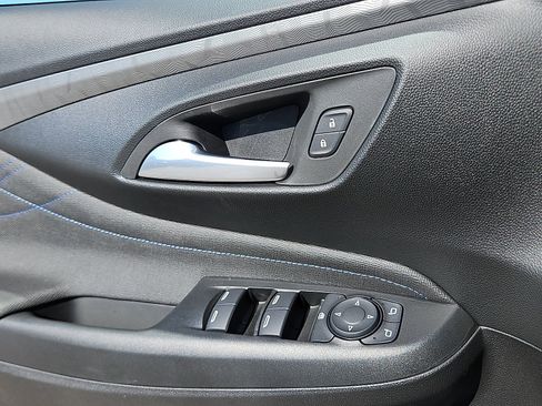 New 2026 Buick Envista Sport Touring w/ Convenience I Package FWD image 19