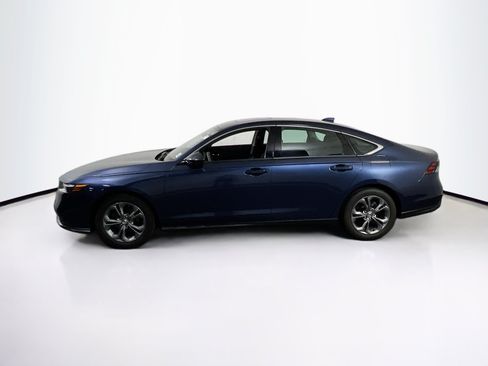 Used 2023 Honda Accord EX image 8