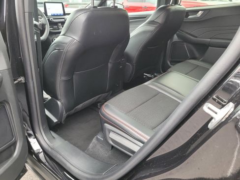 Used 2025 Ford Escape ST-Line image 14