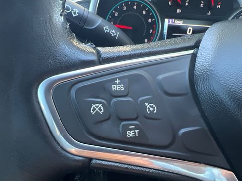 Used 2016 Chevrolet Malibu LT image 27