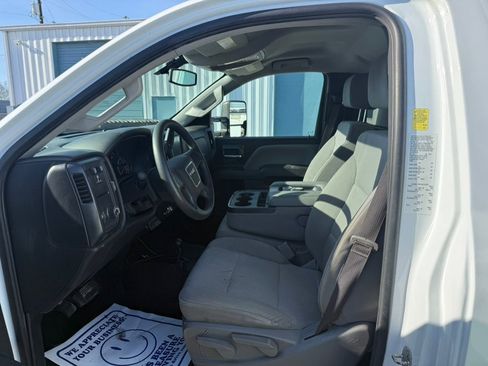 Used 2017 GMC Sierra 3500 4x4 Regular Cab image 23