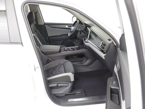 New 2026 Volkswagen Atlas Peak Edition image 19