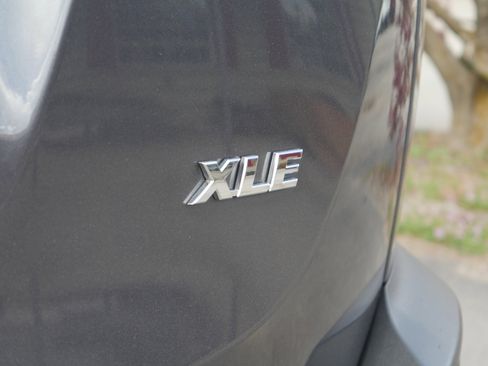 Used 2014 Toyota RAV4 XLE FWD image 20