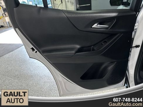 Used 2026 Chevrolet Equinox LT w/ Convenience Package II AWD/4WD image 14