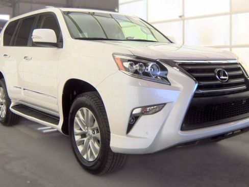 Used 2019 Lexus GX 460 Premium AWD/4WD image 4