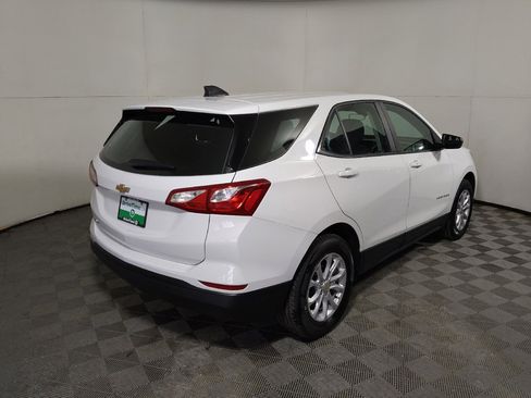 Used 2021 Chevrolet Equinox LS FWD image 9