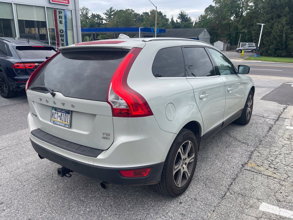 Used 2012 Volvo XC60 T6 AWD/4WD image 6