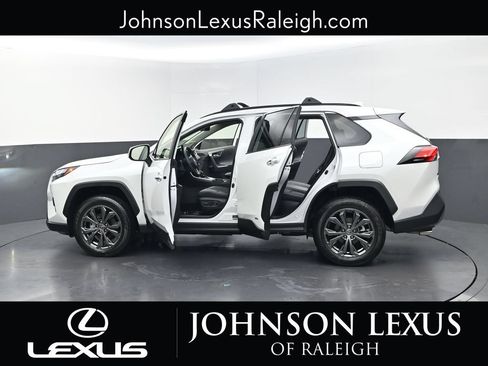 Used 2025 Toyota RAV4 Limited w/ Advanced Technology Package AWD/4WD image 35
