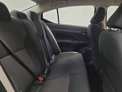 Used 2021 Nissan Versa SV FWD image 19