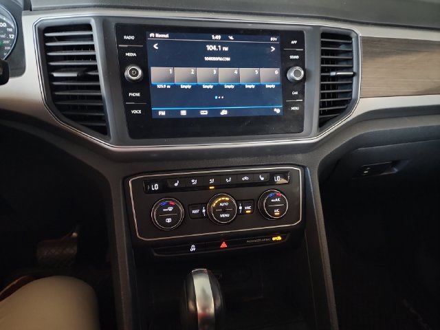 Used 2019 Volkswagen Atlas SE w/ Towing Package AWD/4WD image 16