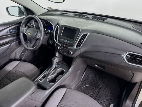 Used 2021 Chevrolet Equinox LT AWD/4WD image 29