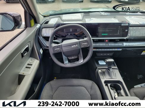 New 2027 Kia Seltos S FWD image 15