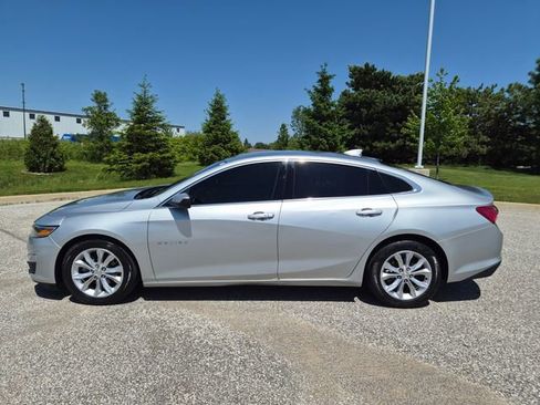 Used 2021 Chevrolet Malibu LT FWD image 8