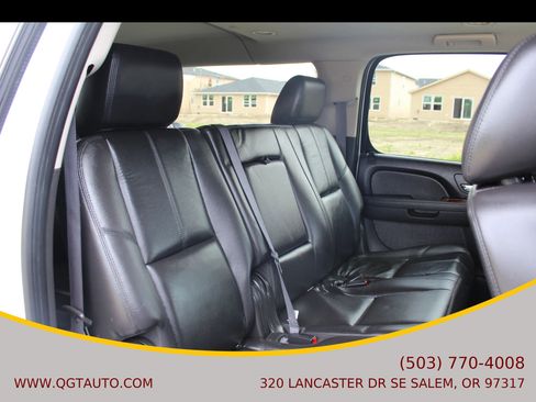 Used 2011 Chevrolet Suburban LT AWD/4WD image 18