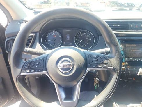 Used 2018 Nissan Rogue Sport S AWD/4WD image 13