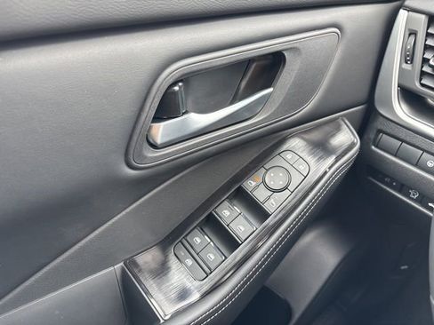 New 2026 Nissan Rogue SV w/ Cold Weather Package image 11