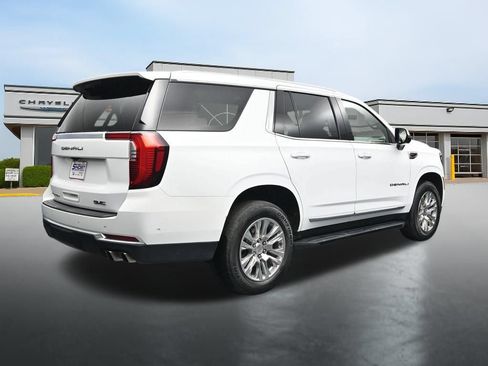 Used 2025 GMC Yukon Denali AWD/4WD image 5