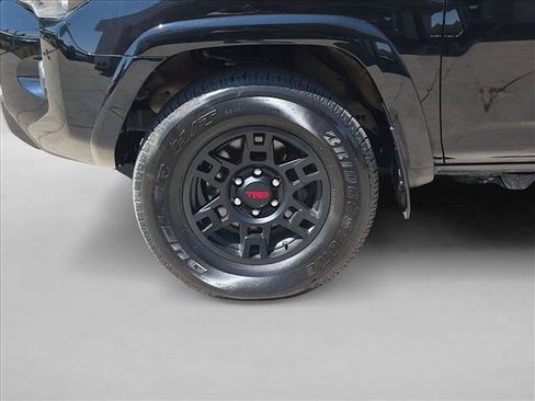 Used 2023 Toyota 4Runner TRD Off-Road Premium w/ Off Road Premium Plus Package AWD/4WD image 25