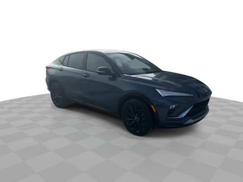 Certified 2024 Buick Envista Sport Touring w/ Convenience I Package image 2