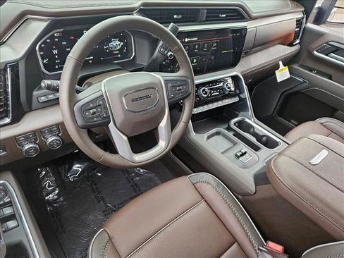 New 2026 GMC Sierra 2500 Denali w/ Technology Package image 3