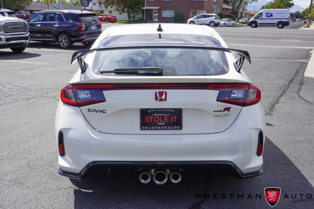 Used 2025 Honda Civic Type R image 22