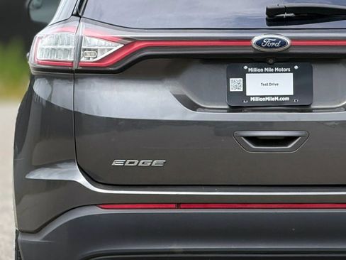 Used 2017 Ford Edge SE AWD/4WD image 13