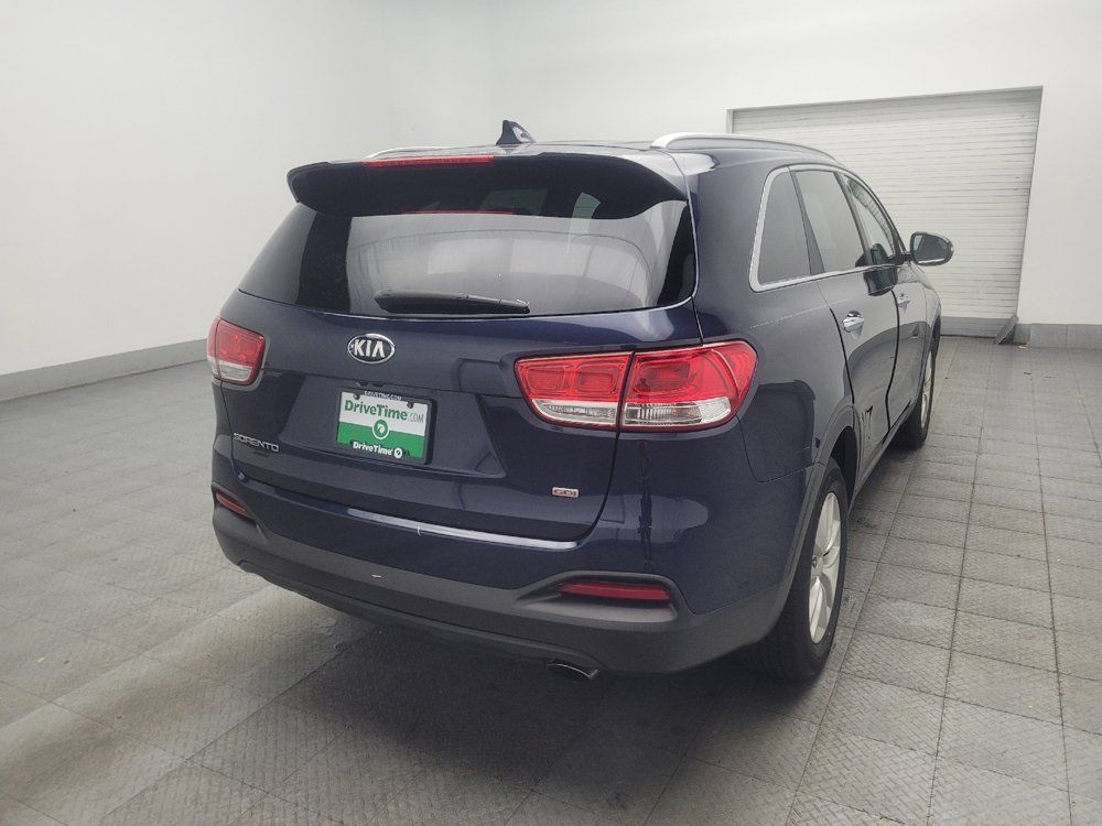 Used 2018 Kia Sorento FWD image 9