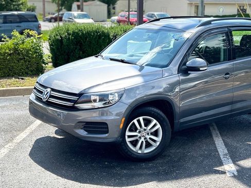 Used 2015 Volkswagen Tiguan SE FWD image 3